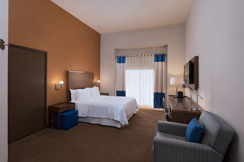 フォー ポインツ バイ シェラトン ギャレリア モンテレイ モンテレー エクステリア 写真 A typical hotel room